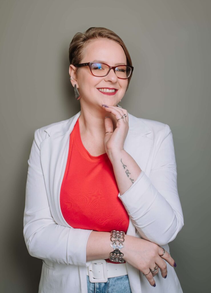 Cleide, estrategista de marketing digital para mulheres empreendedoras na VOA Guria Marketing